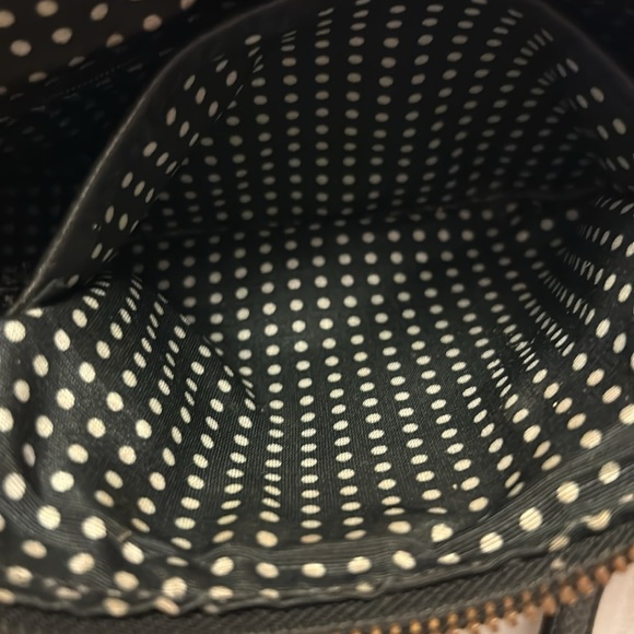 VINTAGE KATE SPADE black pebbled leather tassel crossbody bag - Picture 8 of 11